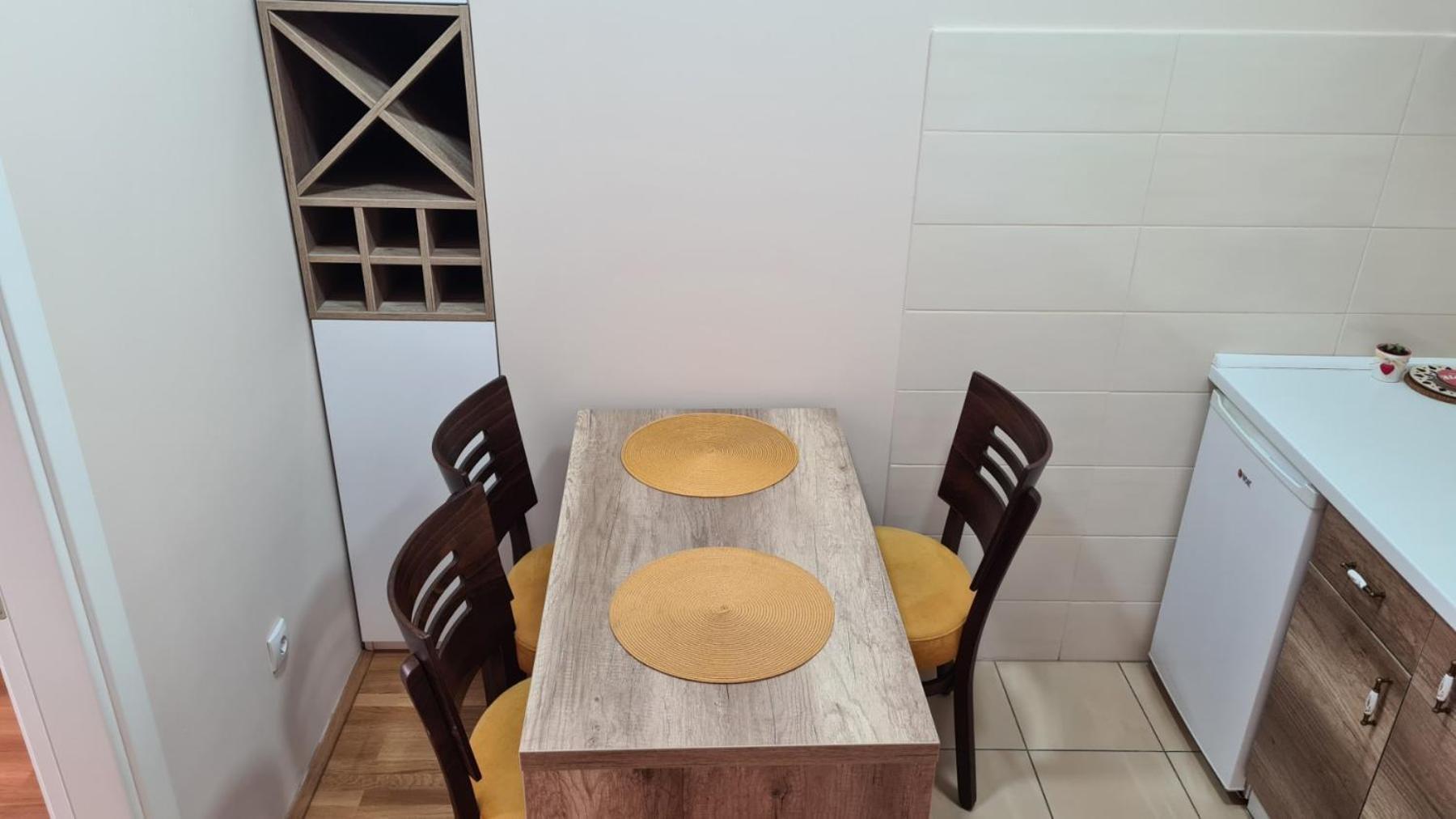 Apartmani Simic Quatro Valjevo Kültér fotó